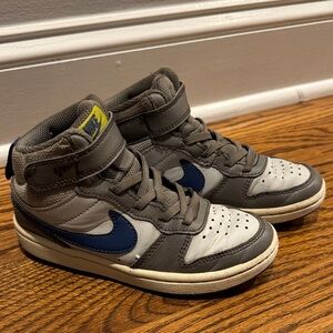 Nike Kids High-Top Sneakers in Gray and Navy